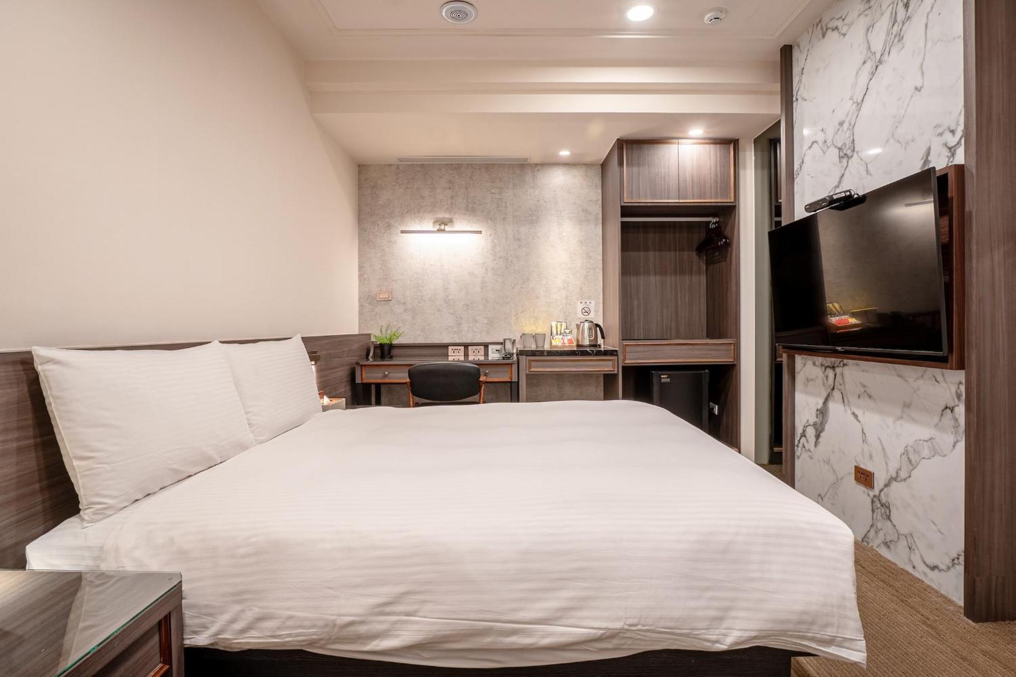 Dream Mansion Hotel Taichung Exteriör bild
