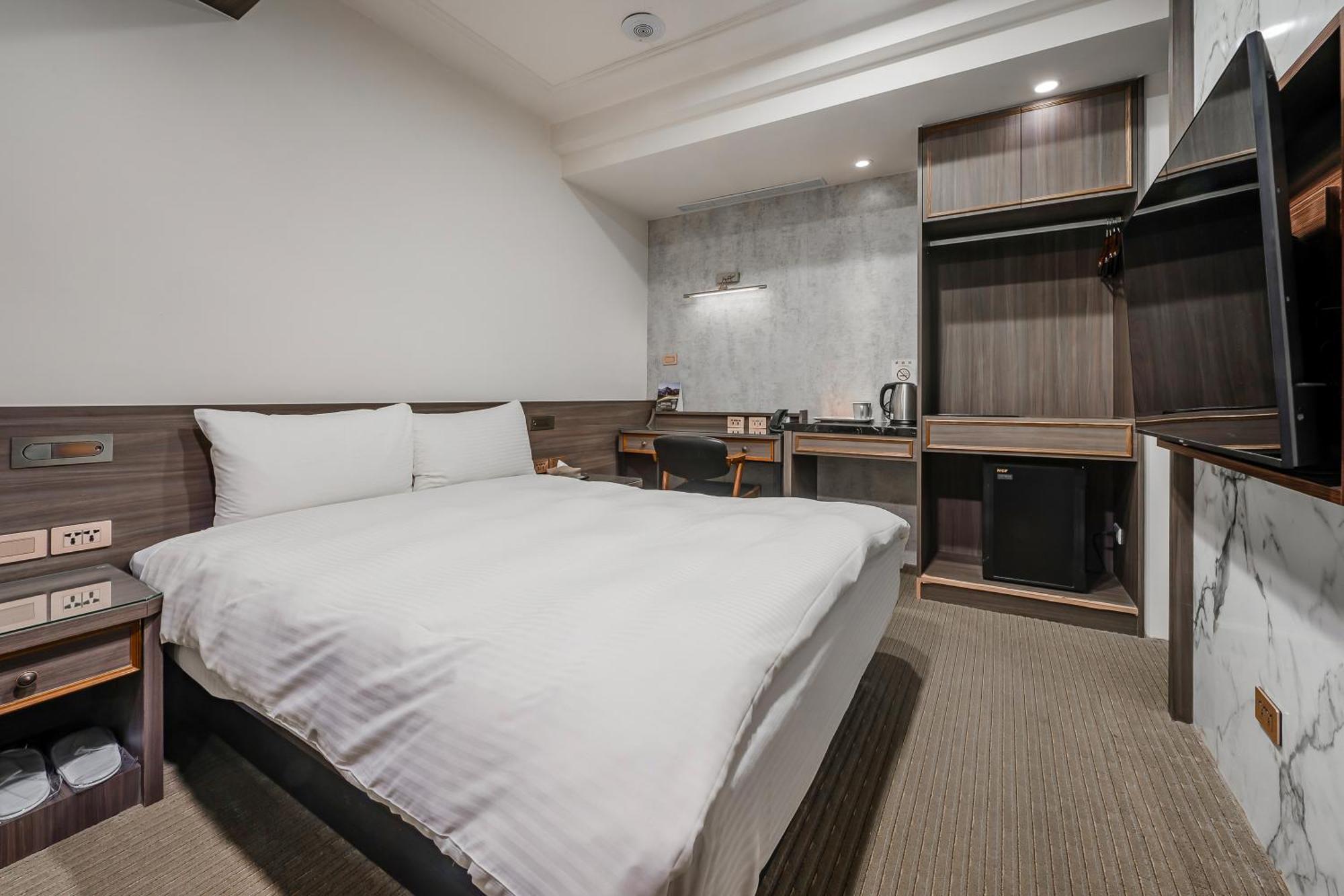 Dream Mansion Hotel Taichung Exteriör bild